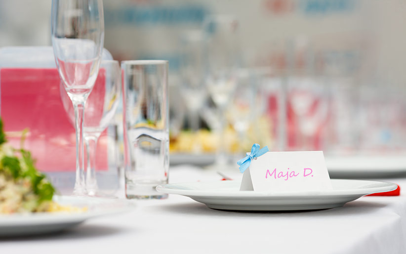 Kartice za sedežni red na poroki