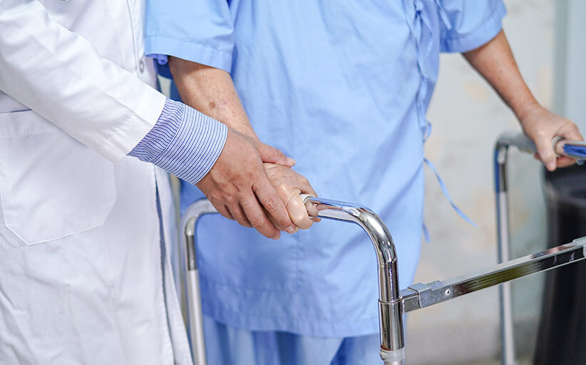 Medicinski pripomočki za dostojno staranje