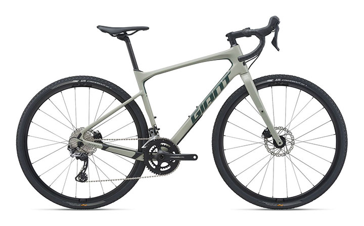 Gravel kolo Giant Revolt Advanced 2 Gravel kolo Giant Revolt Advanced 2